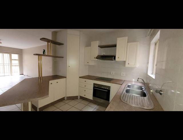 2 BEDROOM TOWNHOUSE FOR SALE IN NEW REDRUTH